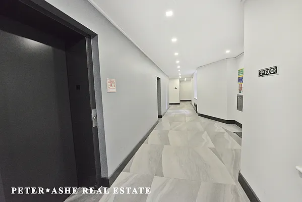 Rented by Peter Ashe | media 10