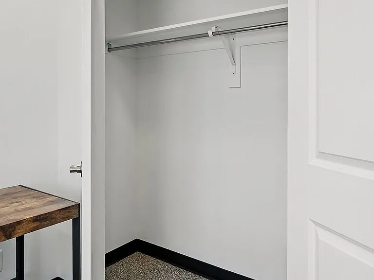 118 N 400 W — Photo 42