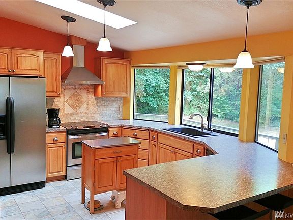 3rd image of 1710 NE Old Belfair Hwy