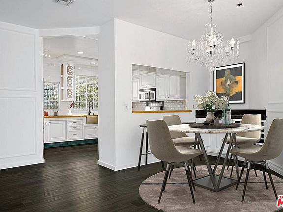 3rd image of 850 N Poinsettia Pl APT 3