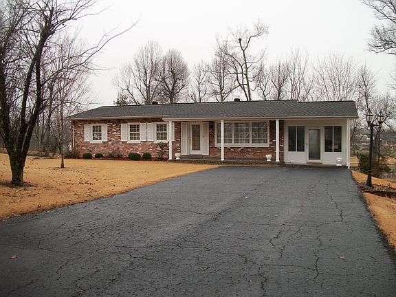 2nd image of 103 Valley View Dr