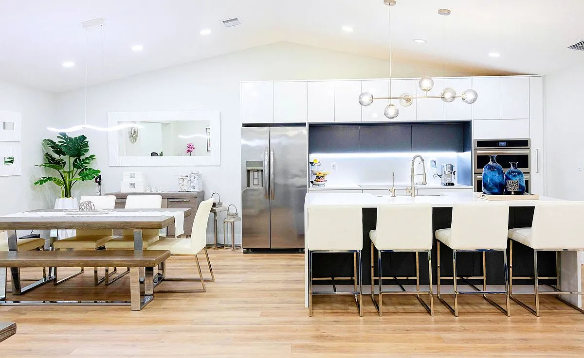 2 bed, 2.0 bath, 1252 sqft, $2,500 — Photo 2
