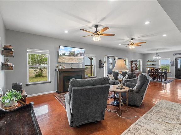 4th image of 623 Nakishwana Cir