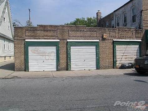 5th image of 22301 Hempstead Ave