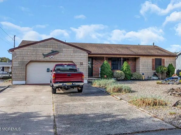 13 Parkers Point Boulevard, Forked River, NJ 08731