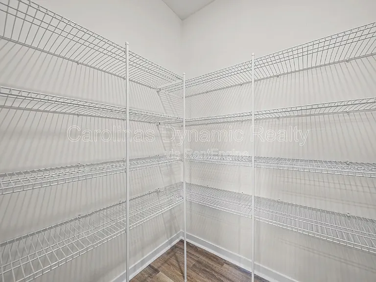 500 Blackpool Ct — Photo 13