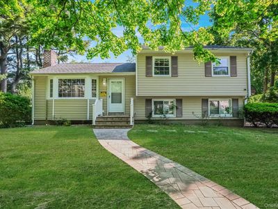 41 Brand Drive, Huntington, NY, 11743