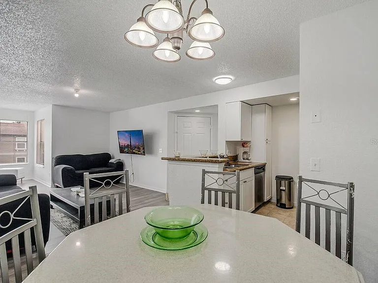 582 Good Life Way — Photo 6