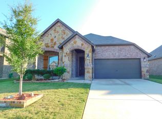 269 Ovaletta Dr, Justin, TX 76247