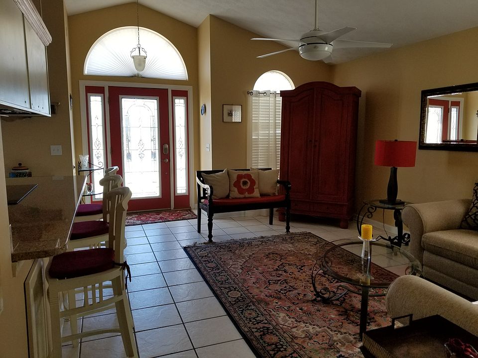 Great room and foyer 