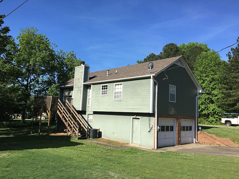 2nd image of 1929 Branchwood Dr