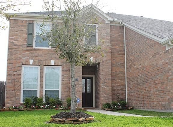 2nd image of 6003 Lakebluff Ct
