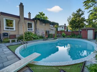 16 Monterey Rd, Kitchener, ON N2B 1V3