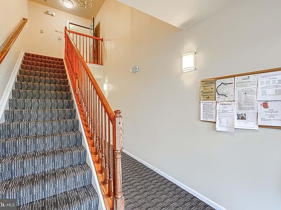 3rd image of 1407 Bonnett Pl Unit 186