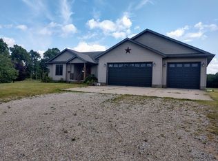 7080 E Holland Lake Rd, Carson City, MI 48811