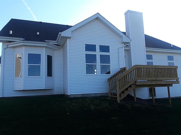 3rd image of 4624 Pagoda Dr