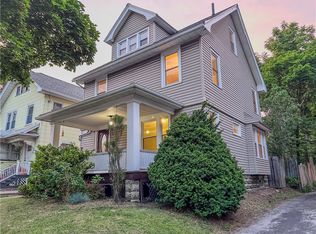 556 Cedarwood Ter, Rochester, NY 14609