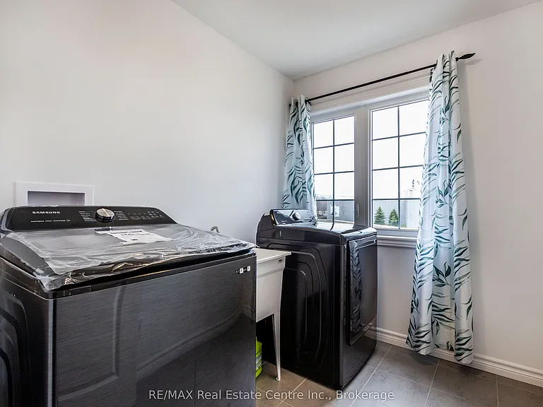 1 Mill St W #1 — Photo 30