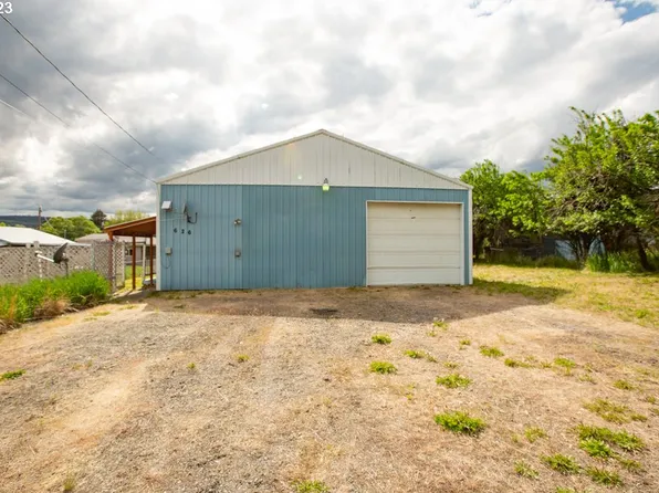 626 N 10th Ave, Elgin, OR 97827