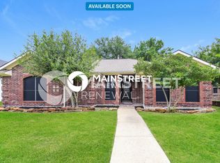 9214 Chimneywood Dr, Rowlett, TX 75089