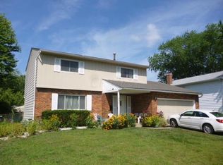 5987 Darby Ln, Columbus, OH 43229