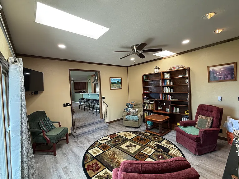Cottontail Ln — Photo 16