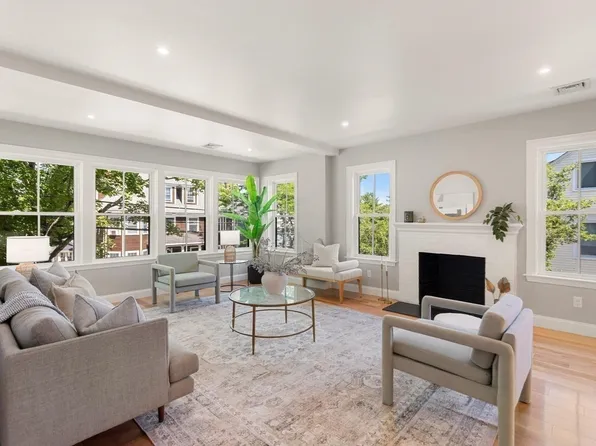 48 Mount Vernon St #2, Arlington, MA 02476