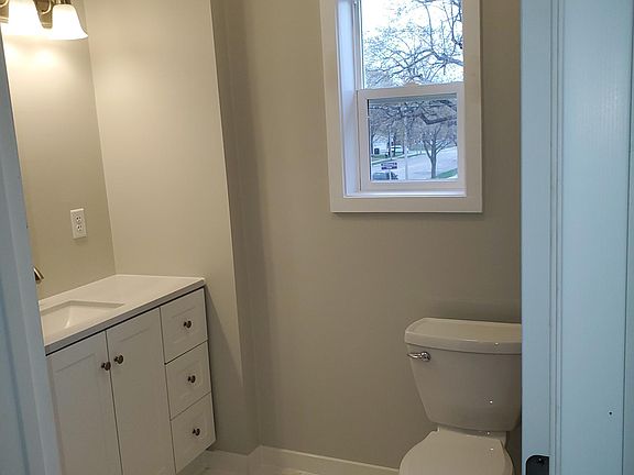 2nd image of 503 Milton Ave #1/2