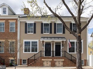 713 S Braddock St, Winchester, VA 22601