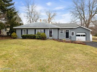 210 Hetcheltown Rd, Glenville, NY 12302