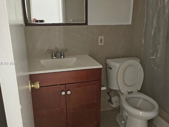 2nd image of 1267 SW 46th Ave APT 2311