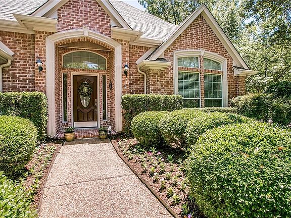 3rd image of 3600 Ellington Dr
