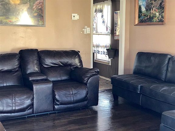 2nd image of 5724 Bertha Ln