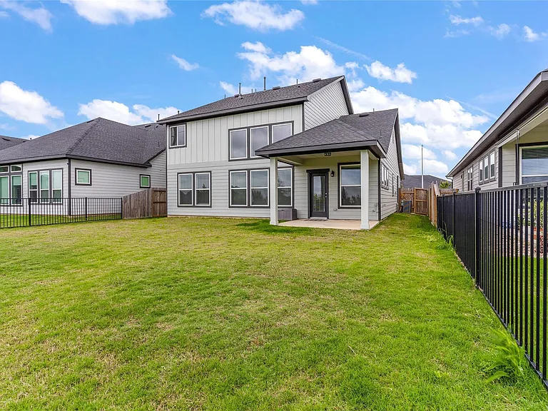 4702 Cold Stream Ct — Photo 35