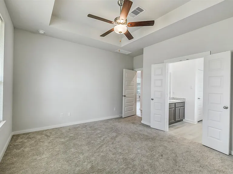 2734 Pheasant Hill Ct — Photo 16