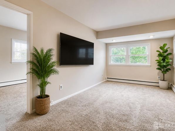 22 Baker Dr
