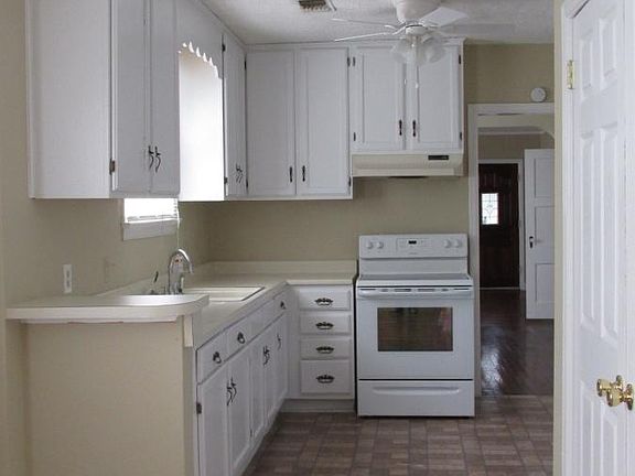 5th image of 927 E Edgemont Ave