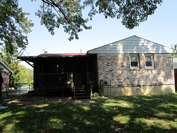 3rd image of 2373 Merriway Ln