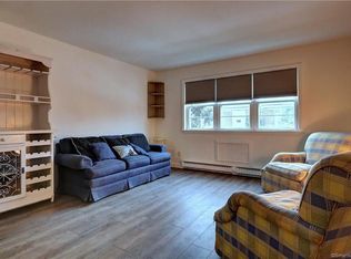 4 Belair Dr, New Milford, CT 06776