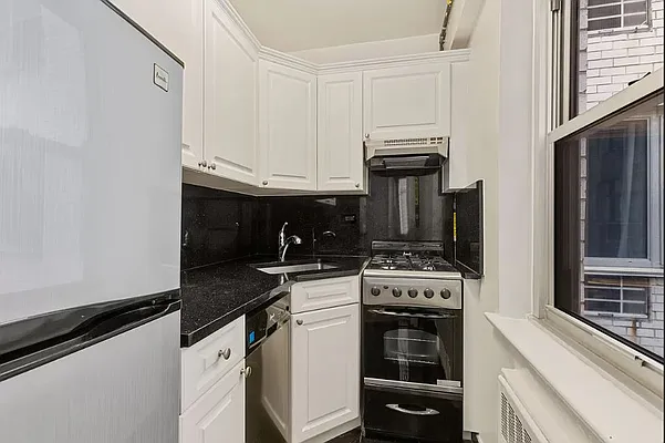 Rented by Dalan Rentals | media 9