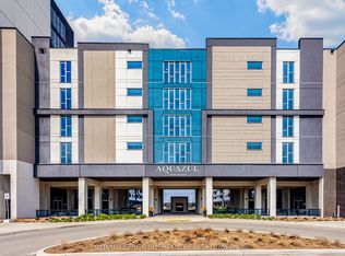 16 Concord Pl #639, Grimsby, ON L3M 0J1