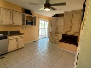 350 Valley View Dr, Vine Grove, KY 40175