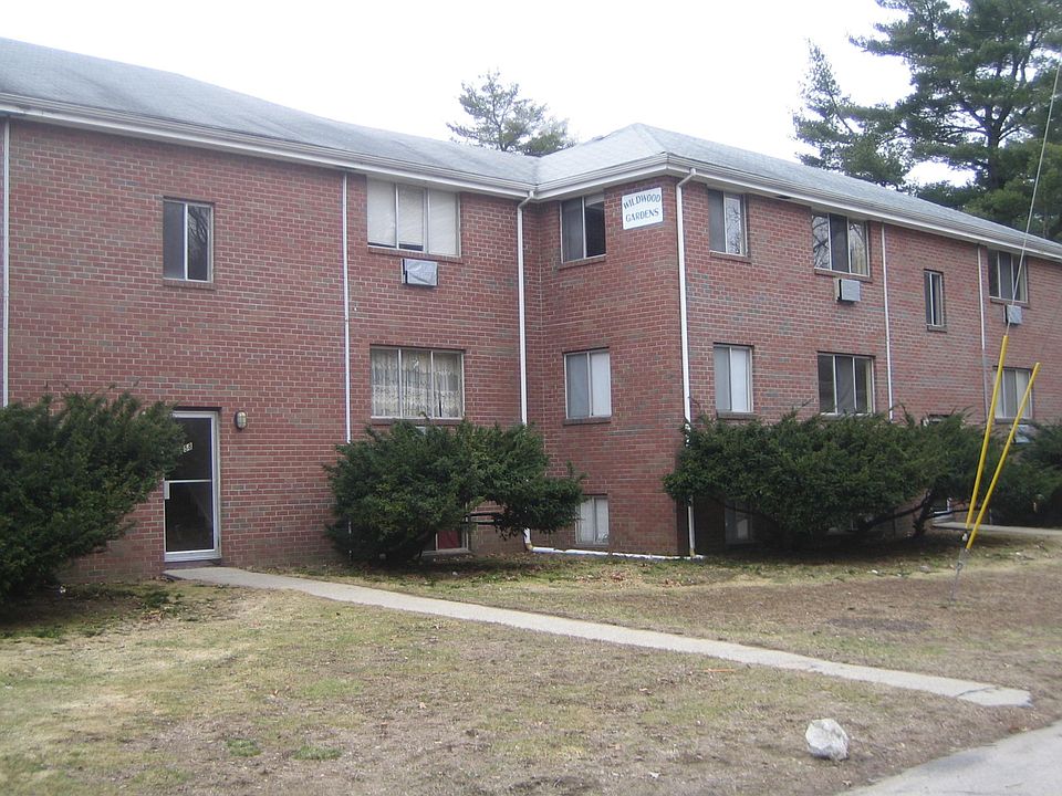 1st image of 11 Bennett Dr