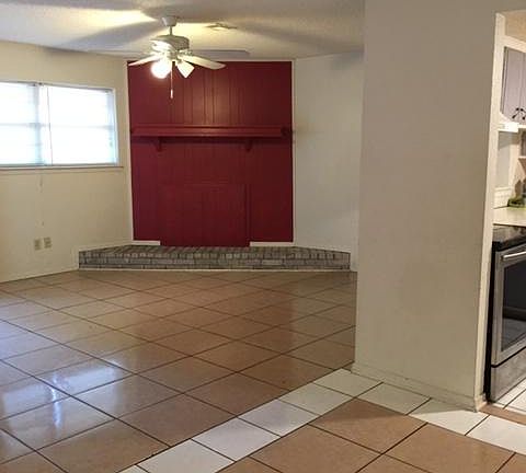 3rd image of 1515 Westfield Cir