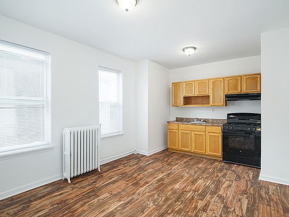 2nd image of 760 N 43rd St #2