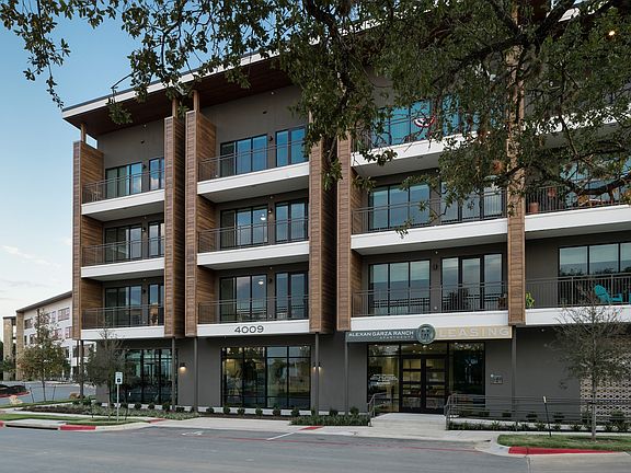 2nd image of 4009 Sabio Dr APT 476