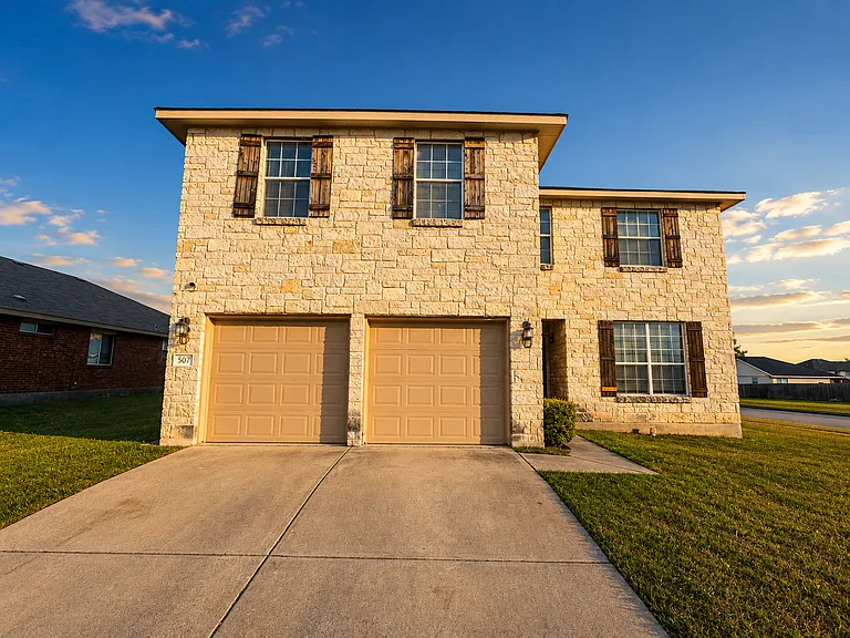 507 Taurus Dr — Photo 1