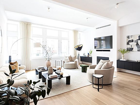 2nd image of 42 Ann St APT 3