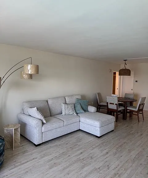 925 N Halifax Ave — Photo 32