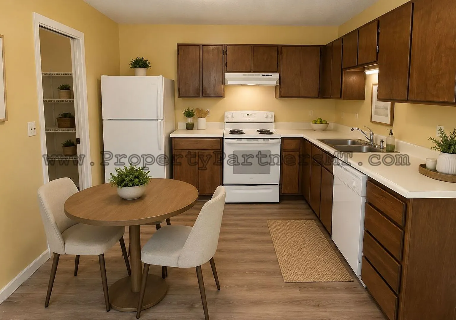 Apartment Near MSU! — Photo 2